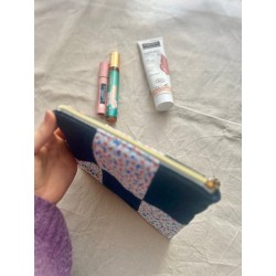 Pochette plate en patchwork Myrtille en jean