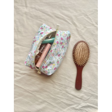 La trousse de toilette Fraisi
