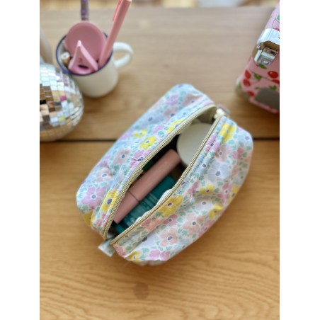 La trousse de toilette Flower