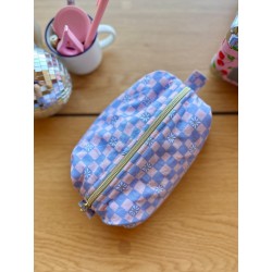 La trousse de toilette Damier